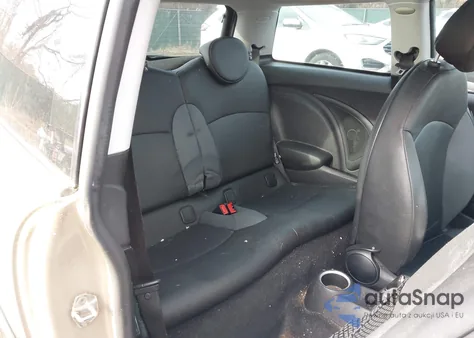 2009 Mini Cooper S from USA, damaged, VIN WMWMF73539TT97311